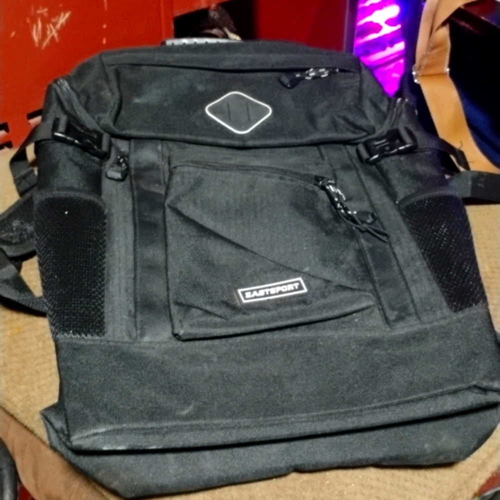 Eastsport back pack
